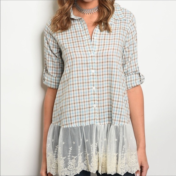 🎉HP!🎉 Checked Button Down w/Lace - Picture 2 of 7